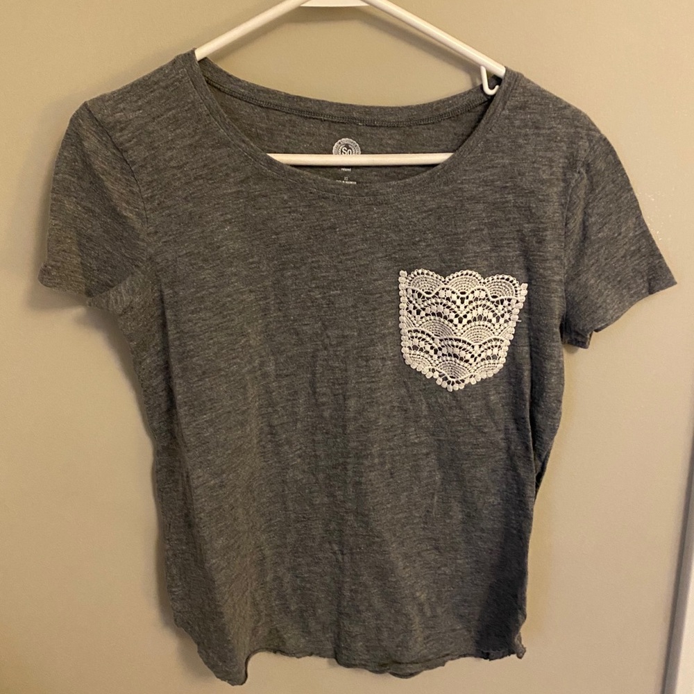 Cute vintage grey tee
